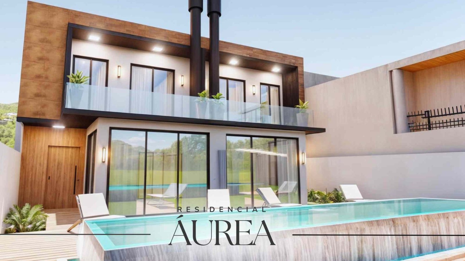 Casa à venda com piscna a poucos passos do mar!