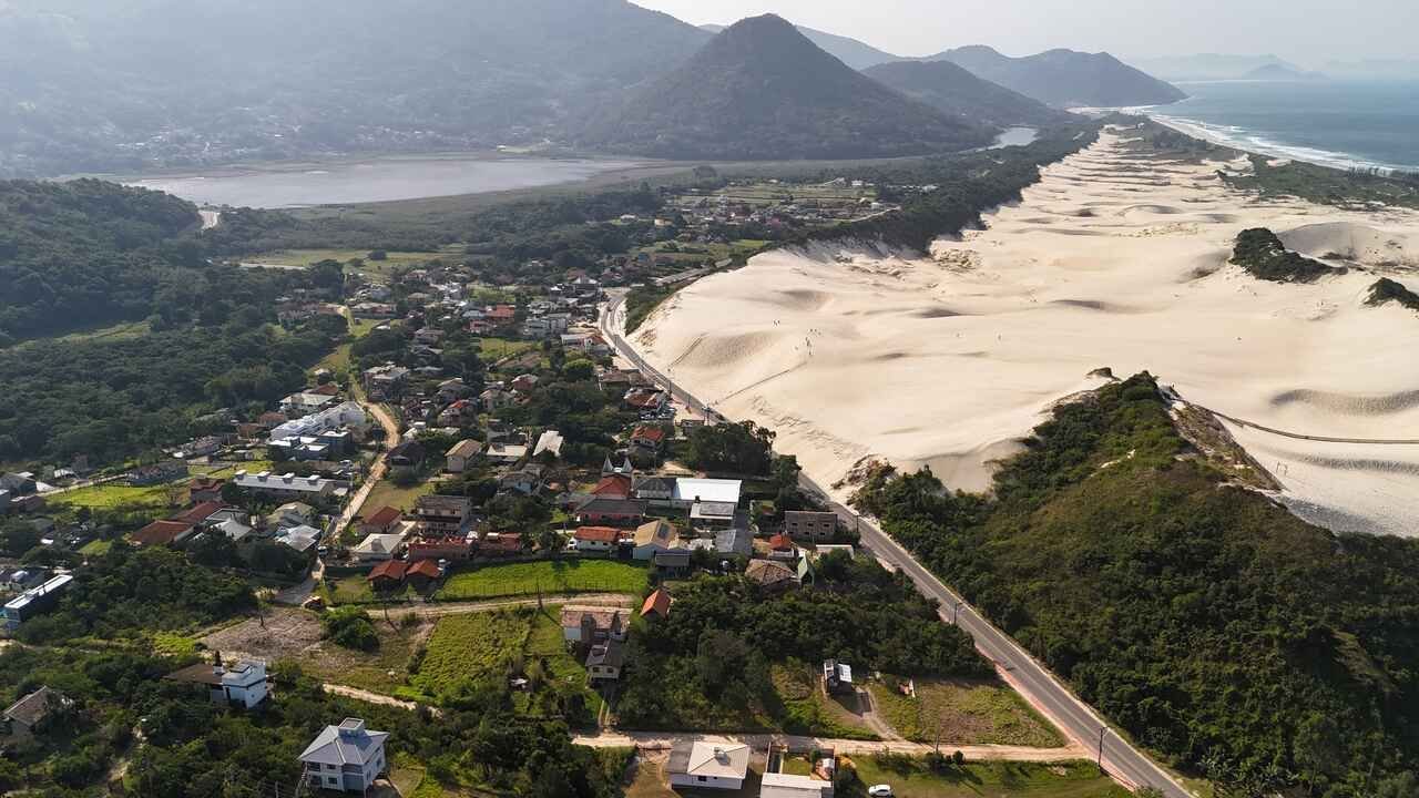 Siriú, Garopaba: vida tranquila, natureza preservada 